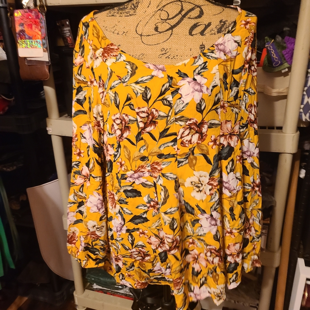 Torrid lot of 2 tops
